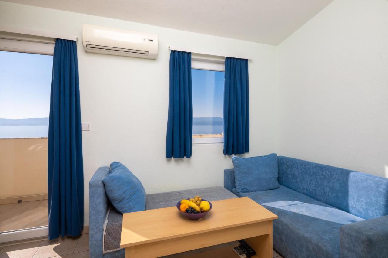 Apartment & Restaurant Galeb